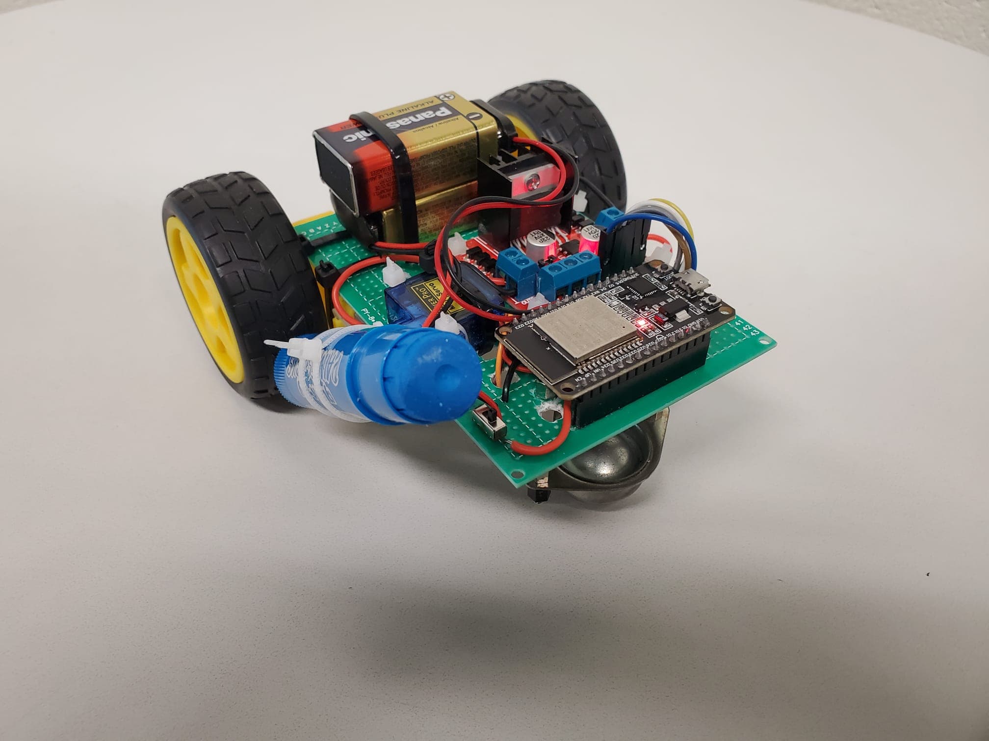 SketchBot — ESP32 drawing robot with marker attachment